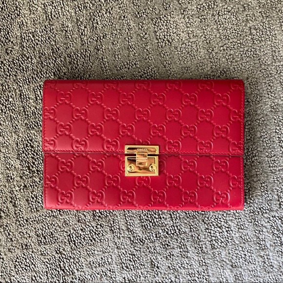 gucci padlock clutch